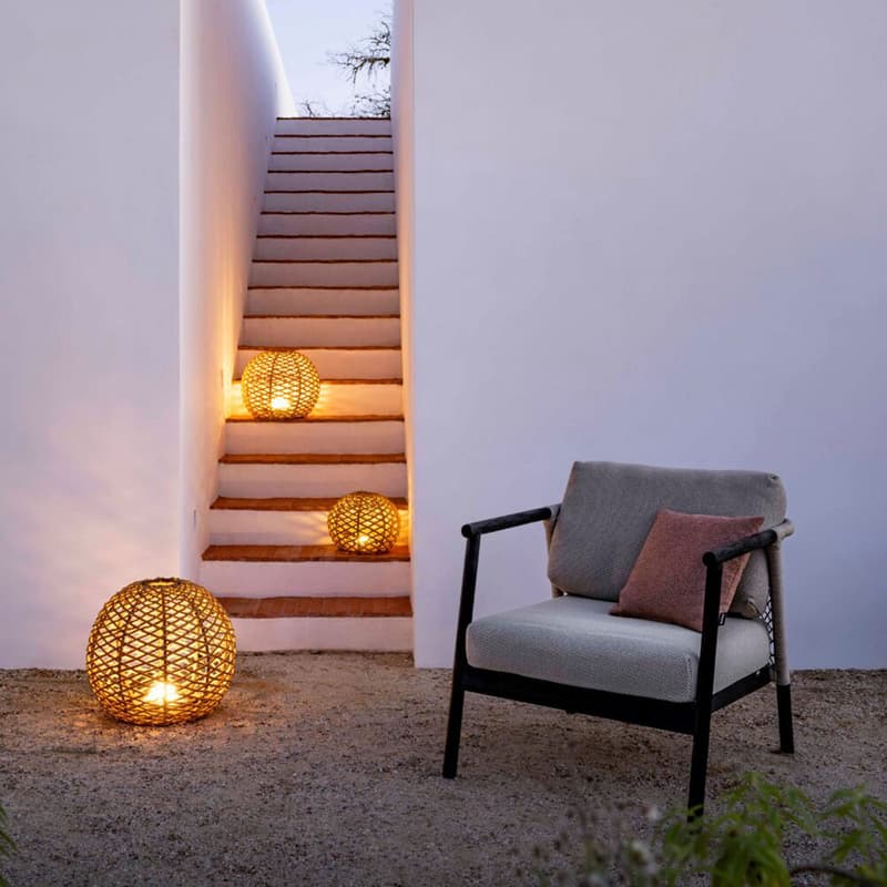 Nero Outdoor Lounge by Skyline Design