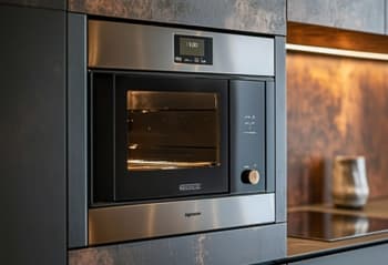 Automatic combi-microwave ovens