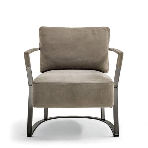 Kathryn Armchair by Longhi