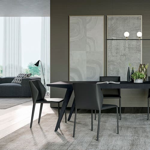 How Do You Maximise Seats In A Compact Dining Room?