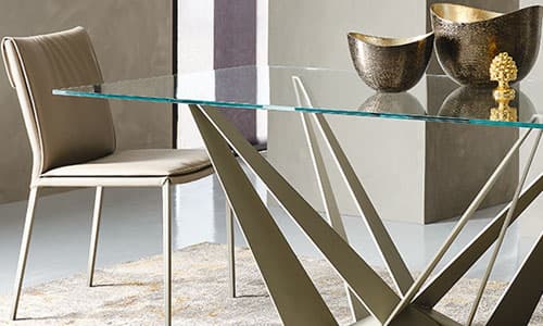 How Do You Fill Empty Space in a Dining Room?