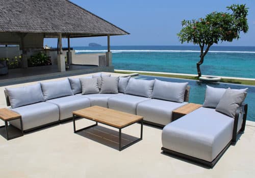 The Ultimate Guide to Luxury Outdoor Furniture by Skyline Design