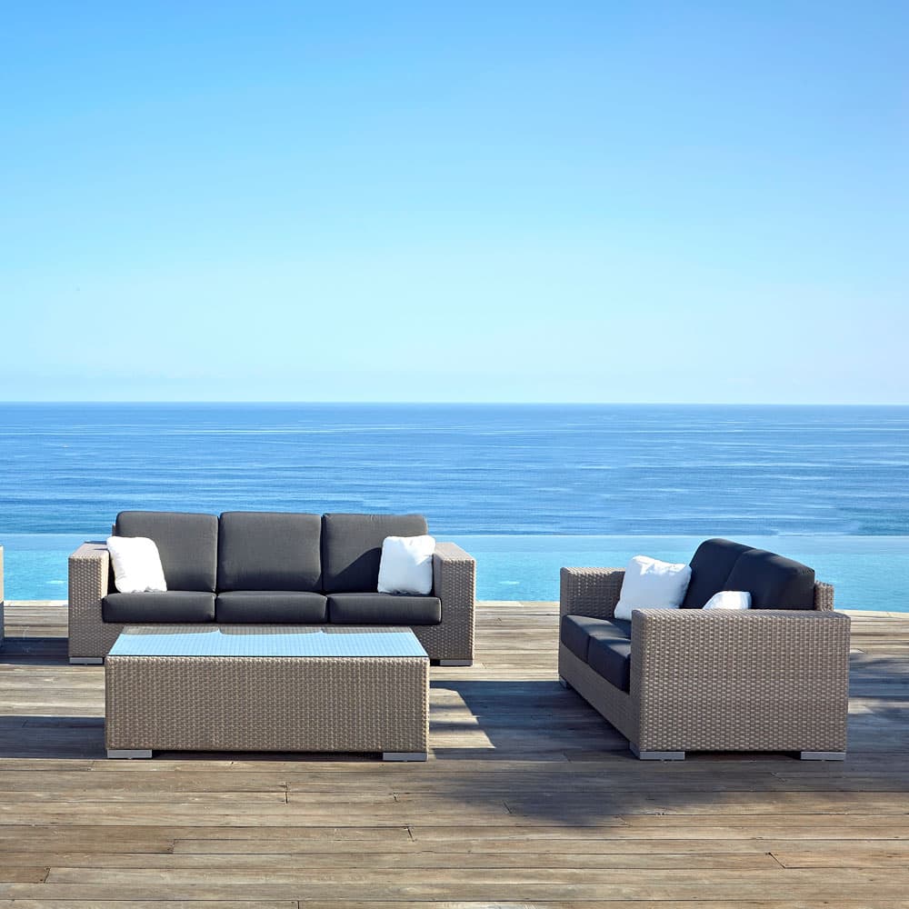 Skyline Designs: Luxury Outdoor Furniture At FCI London