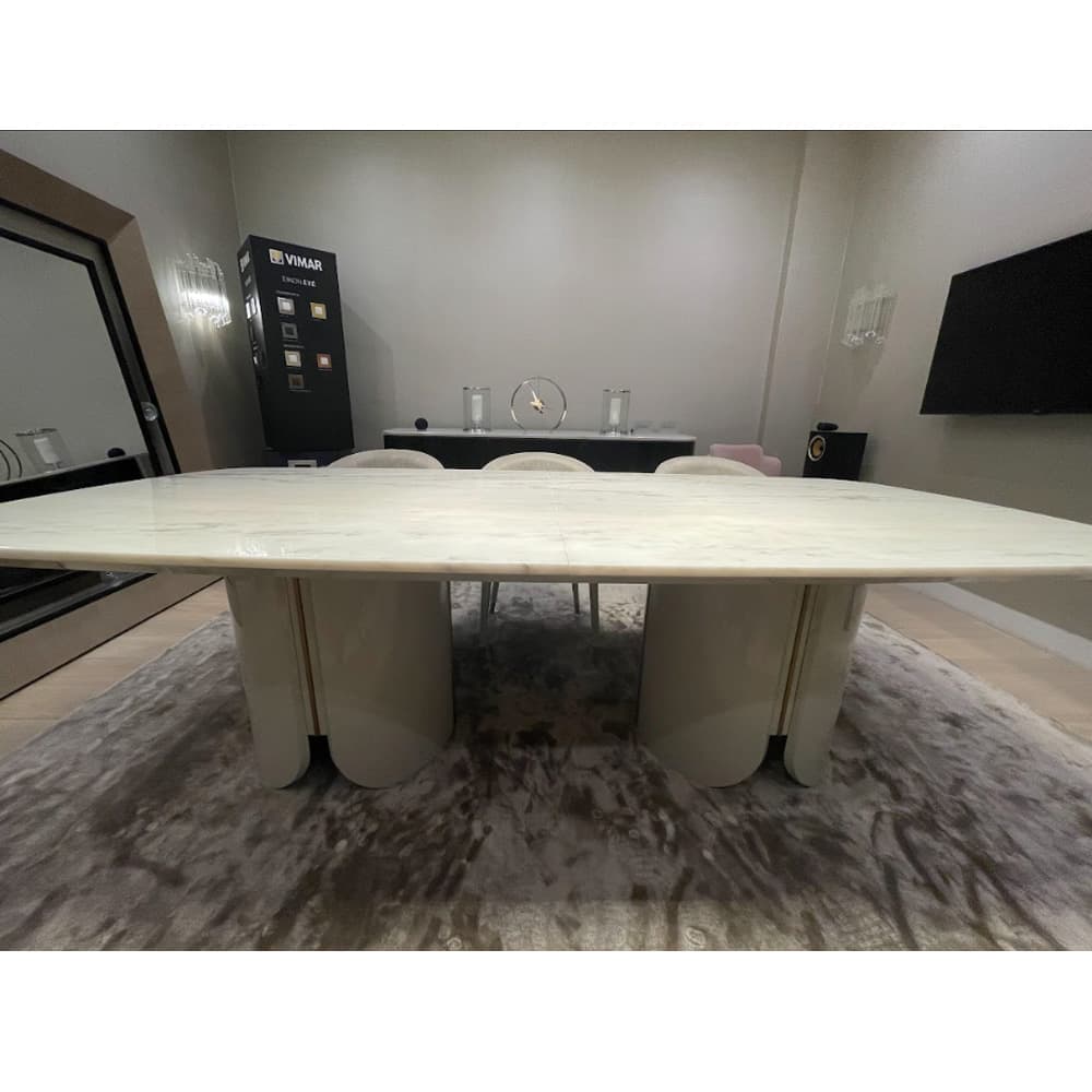 Vercelli Dining Table by Evanista