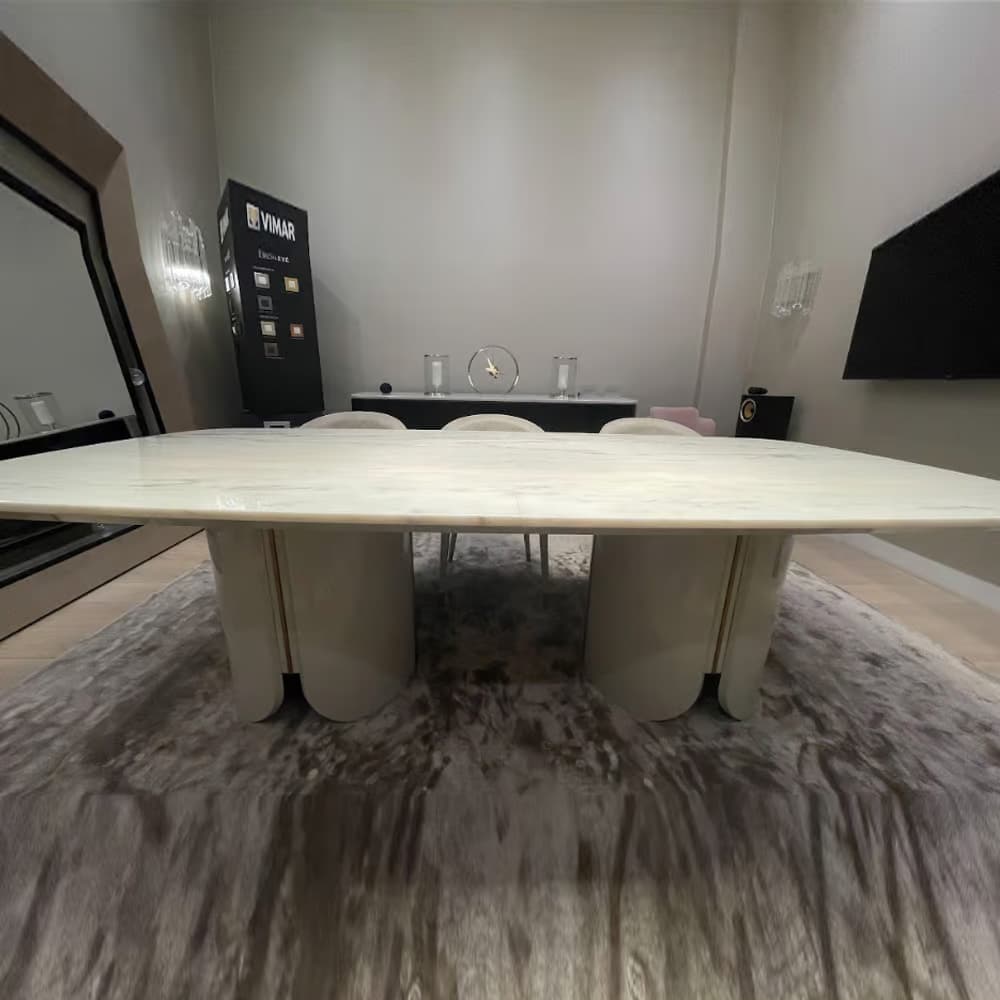Vercelli Dining Table by Evanista