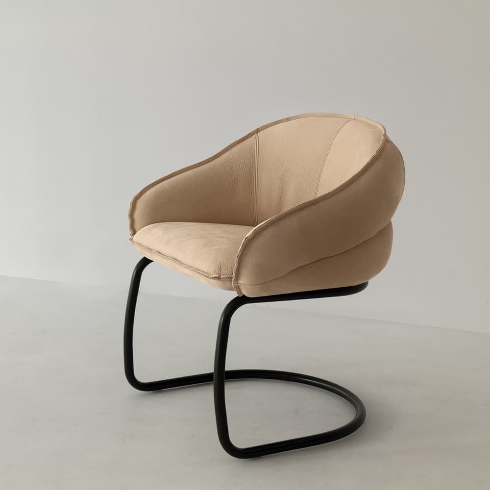 Giorgio Armchair By FCI London