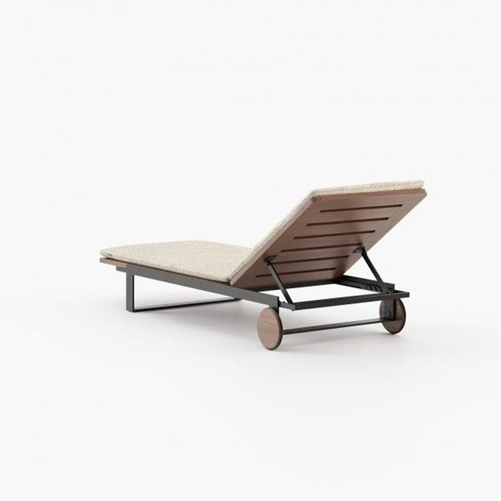 Salim Outdoor Lounge By FCI London