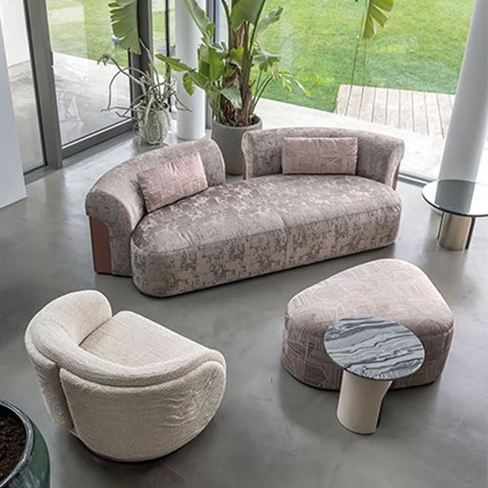 Nip Sofa By FCI London