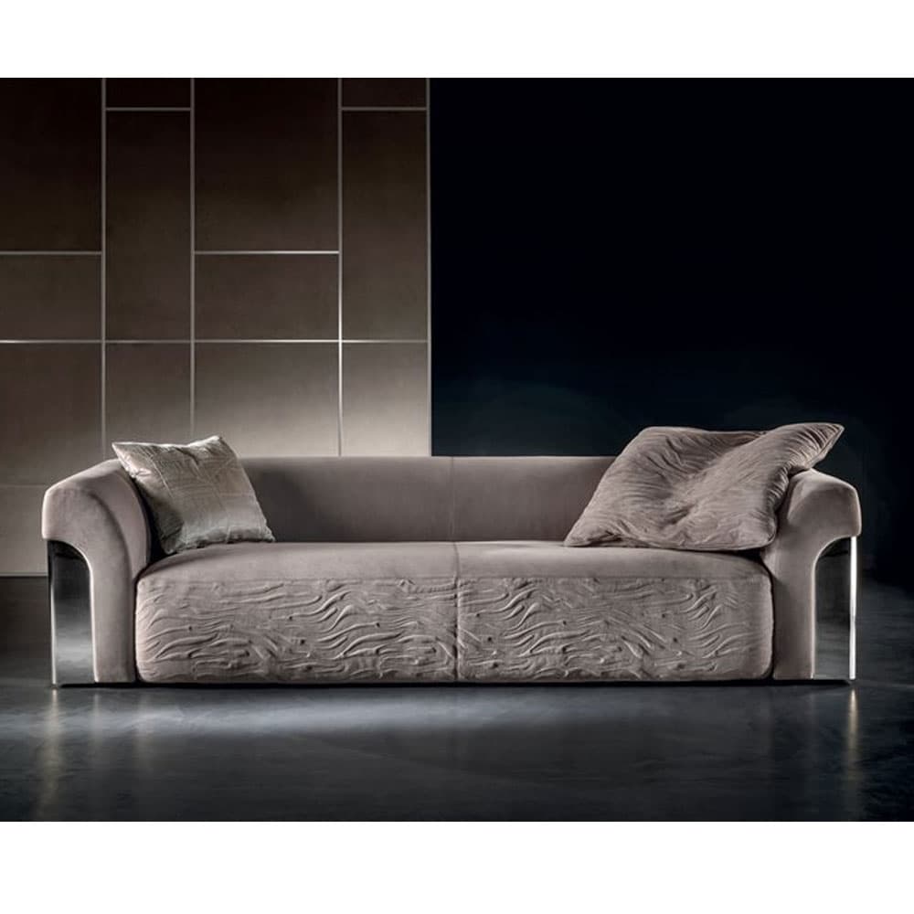 Nip Sofa By FCI London