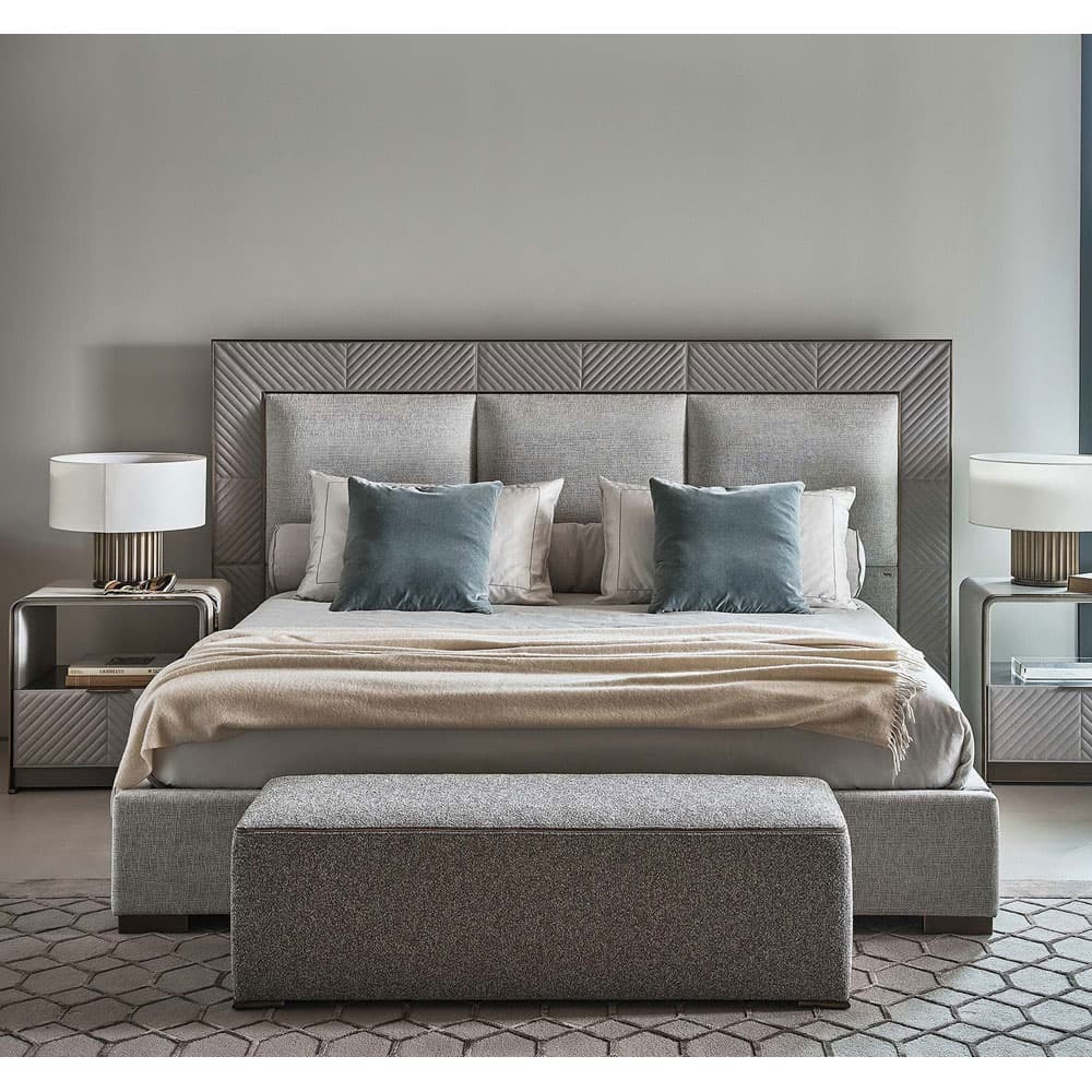 Aura Low Double BedBy FCI London