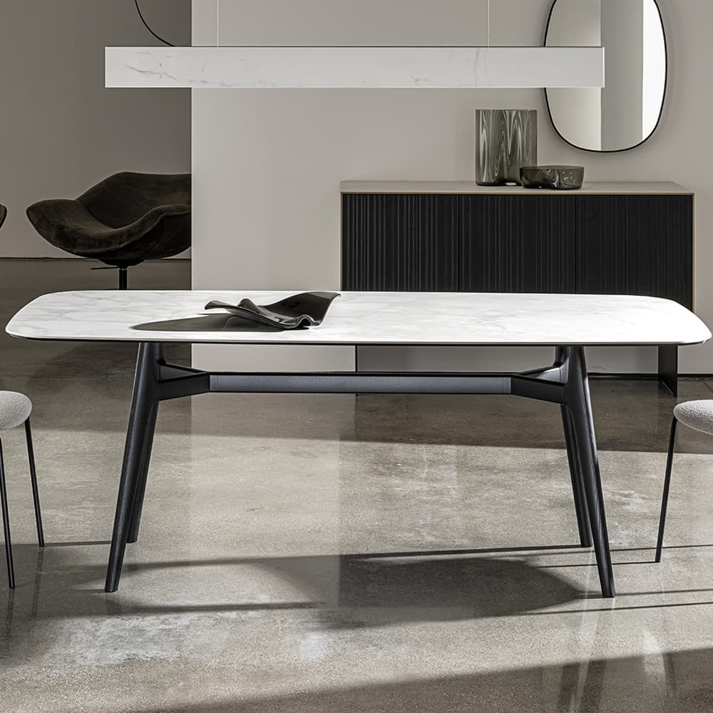 Lewood Shaped 02 Dining Table By FCI London