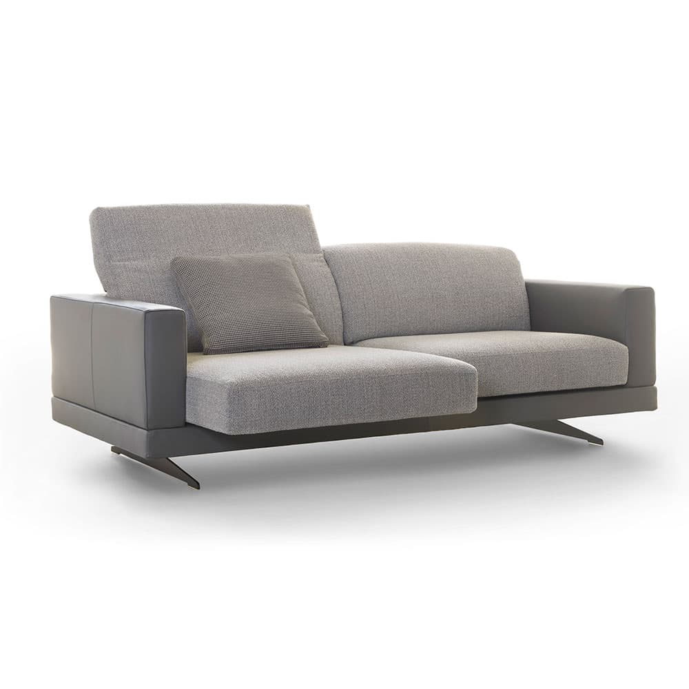 Lio Sofa Accent Collection by Naustro Italia