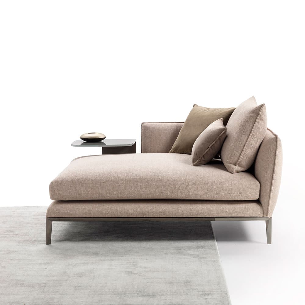 Oliver Sofa Accent Collection by Naustro Italia