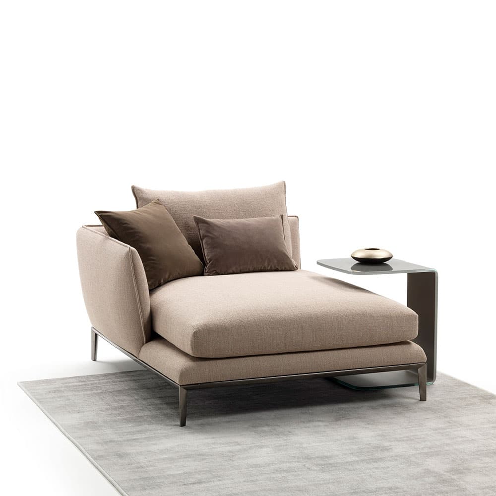 Oliver Sofa Accent Collection by Naustro Italia