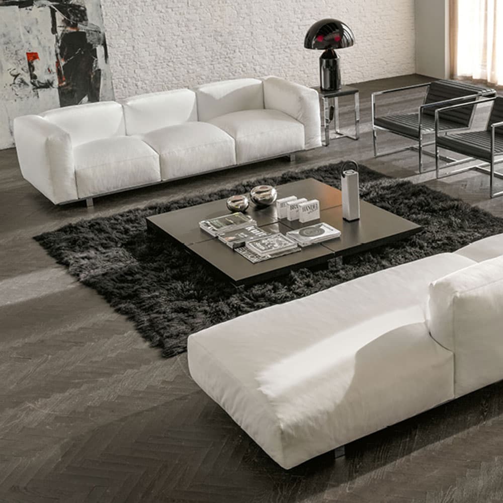 Daytona Sofa by Alivar