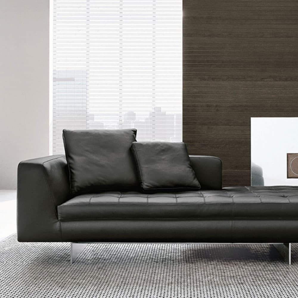 Haero Sofa by Alivar