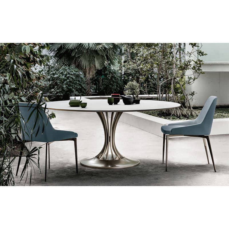 Radar Dining Table by Alivar