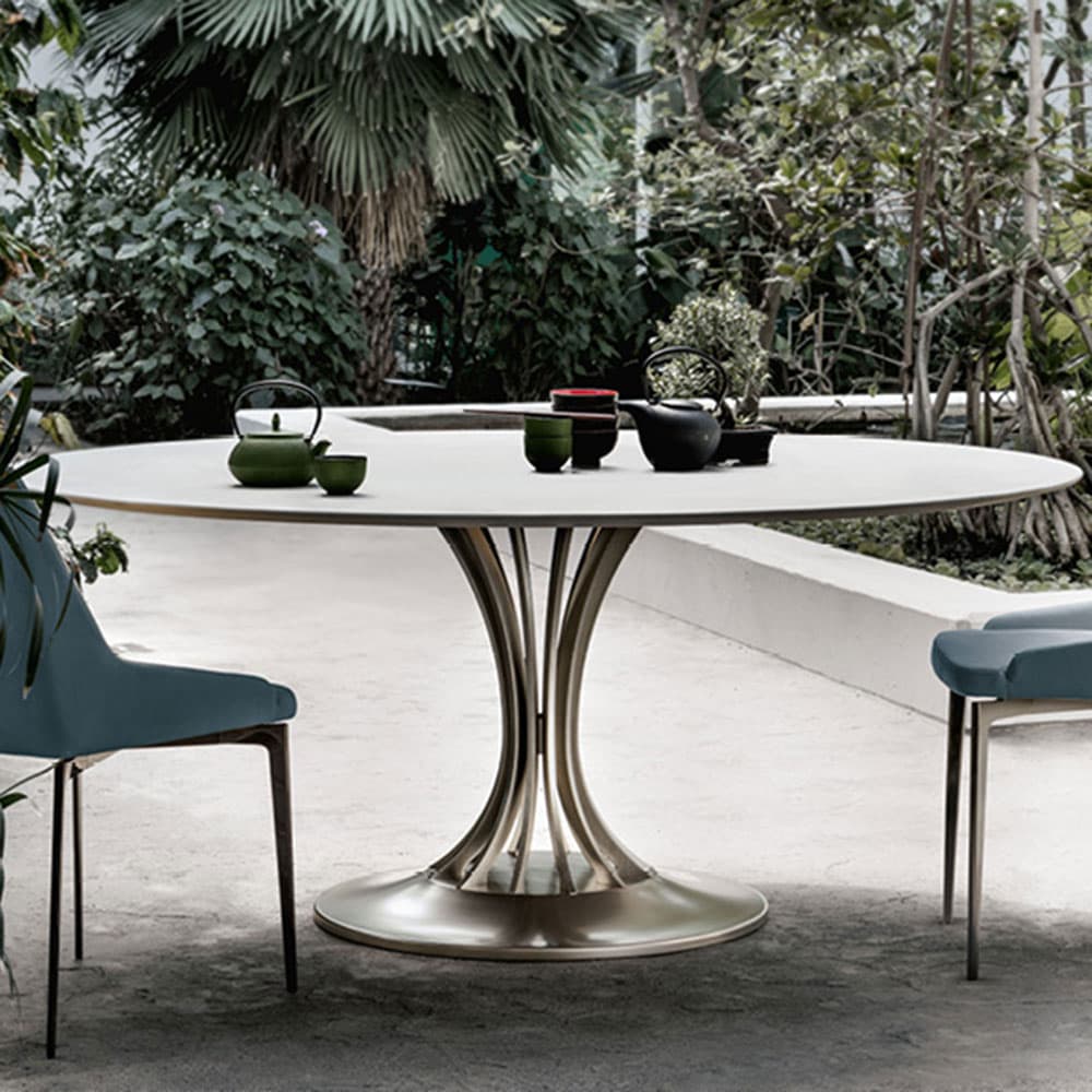 Radar Xl Dining Table by Alivar