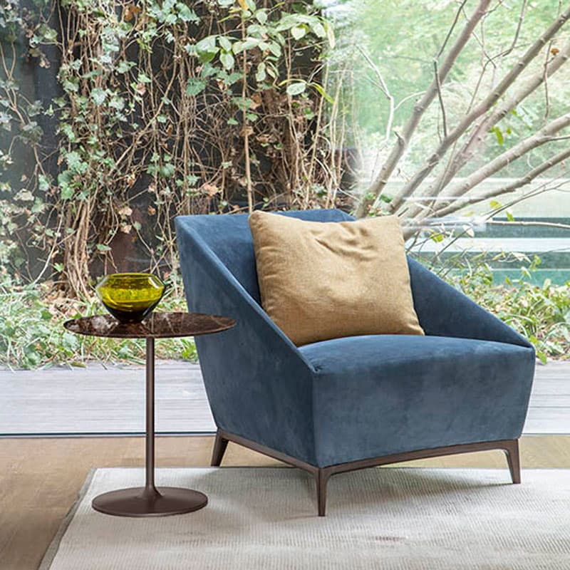 Zoe Armchair by Alivar