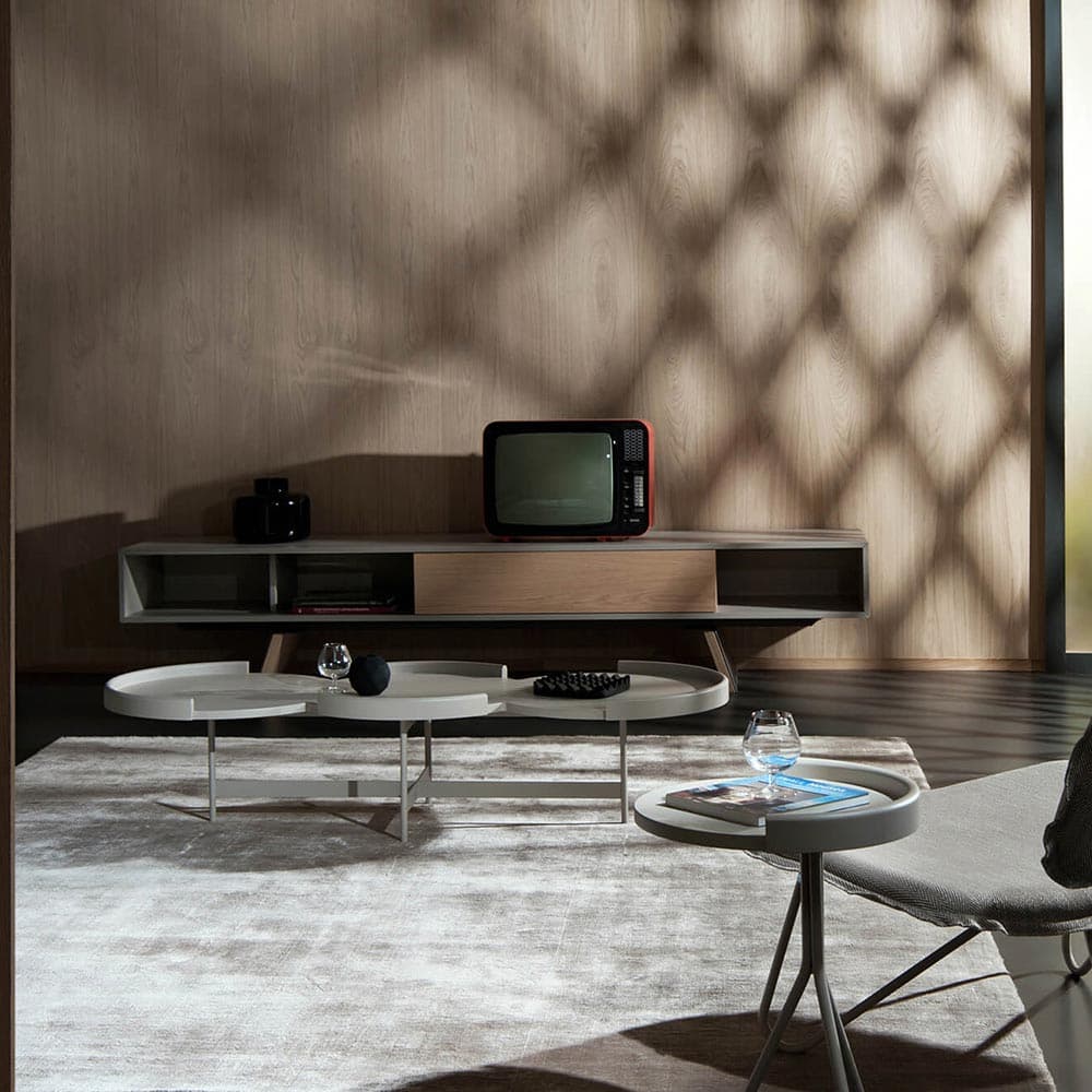 E-Klipse 005 TV Wall Unit by Altitude