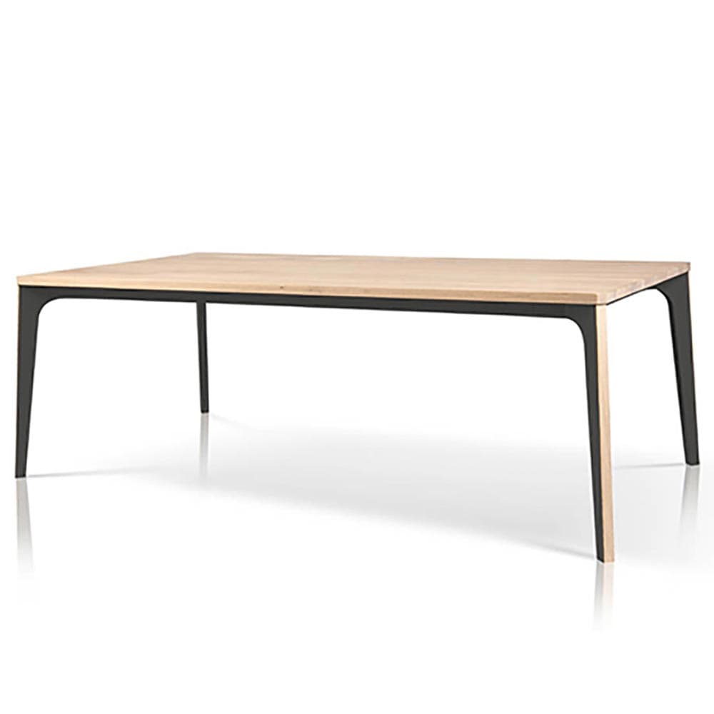 Vintme 002 Dining Table by Altitude