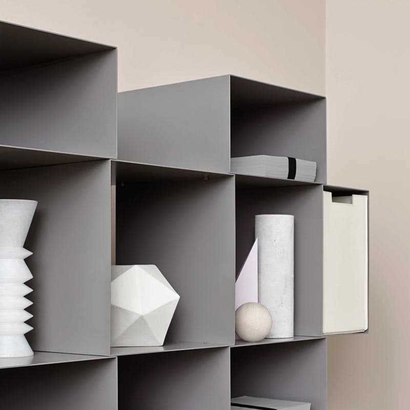 Eresia Bookcase by Amura