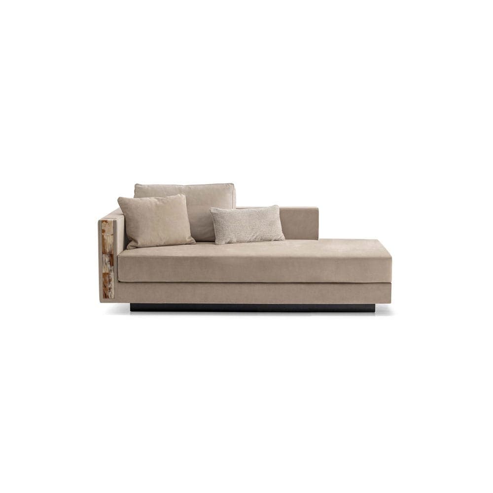 Zeus Chaise Longue by Arcahorn