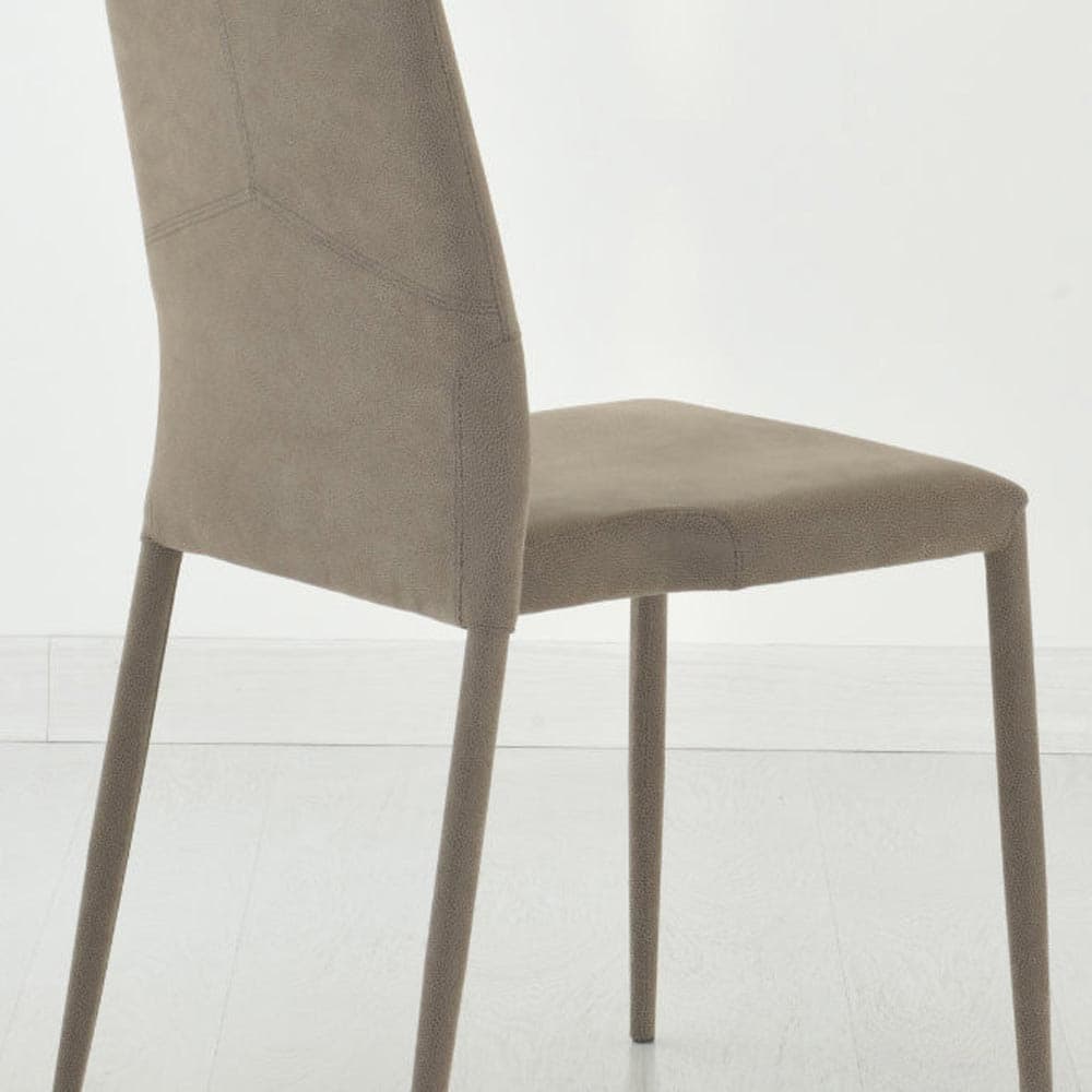 Ypsilon - I Dining Chair by Aria