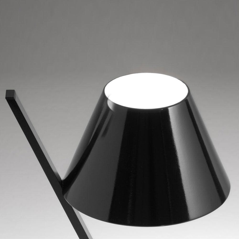 La Petite Table Lamp by Artemide