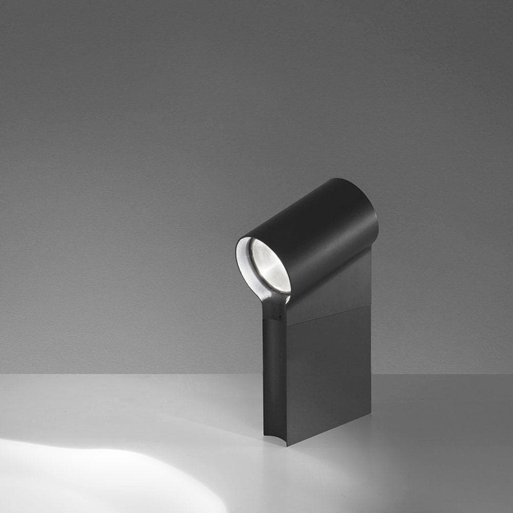 Oblique Outdoor Lighting by Artemide