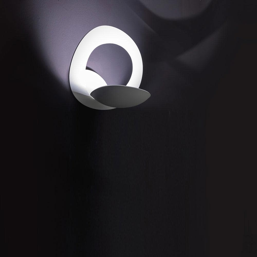 Pirce Wall Lamp by Artemide