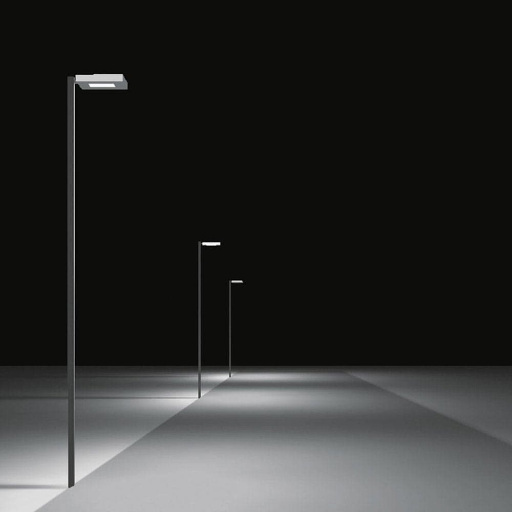 Provokes Pole Floor Lamp by Artemide