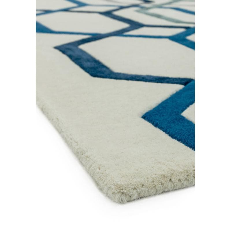 Matrix Max65 Hexagon White Rug by Attic Rugs