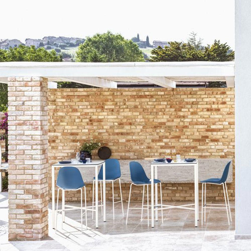 Moon High Outdoor Table by Bontempi