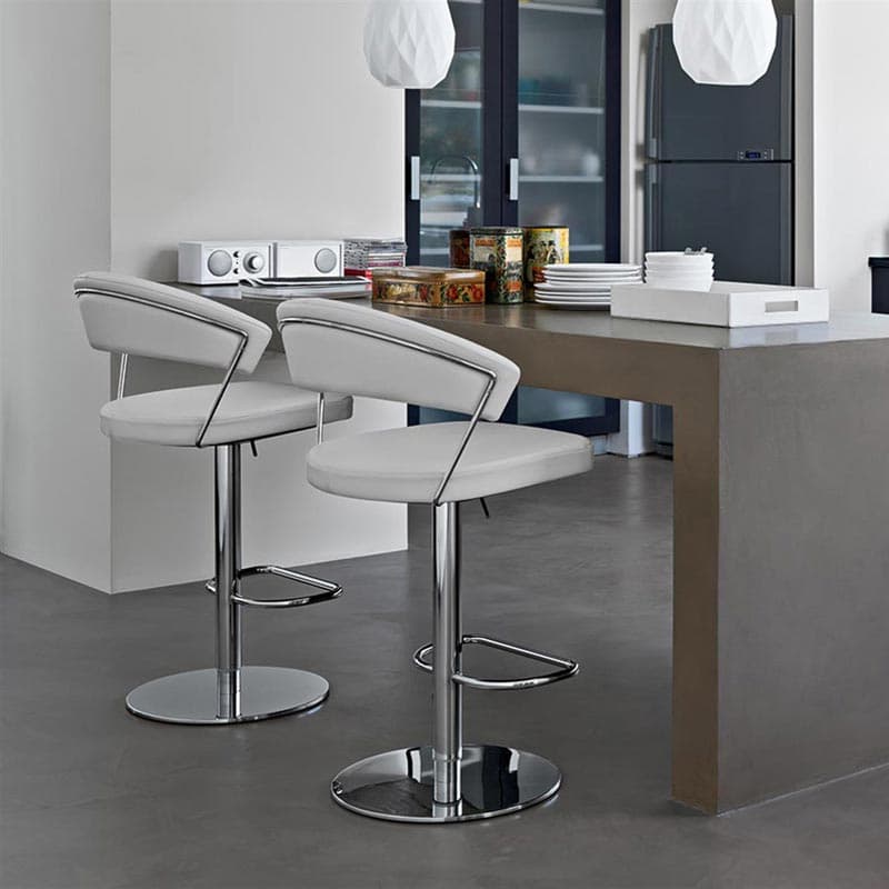 New York Swivel Barstool by Connubia Calligaris