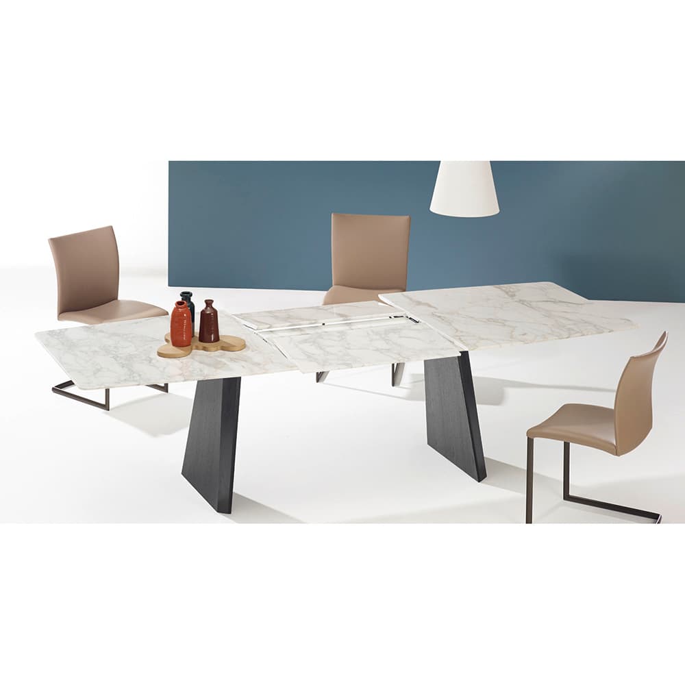 Fontana Dining Table by Draenert