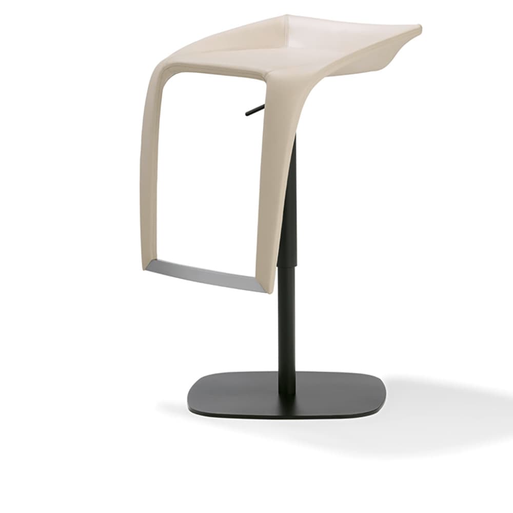 Leaf Bar Stool by Draenert