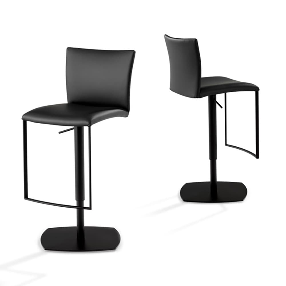 Nobile-2079 Bar Stool by Draenert