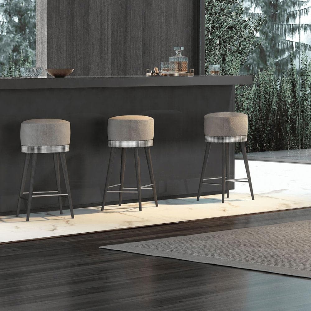 Gilv Bar Stool by Evanista