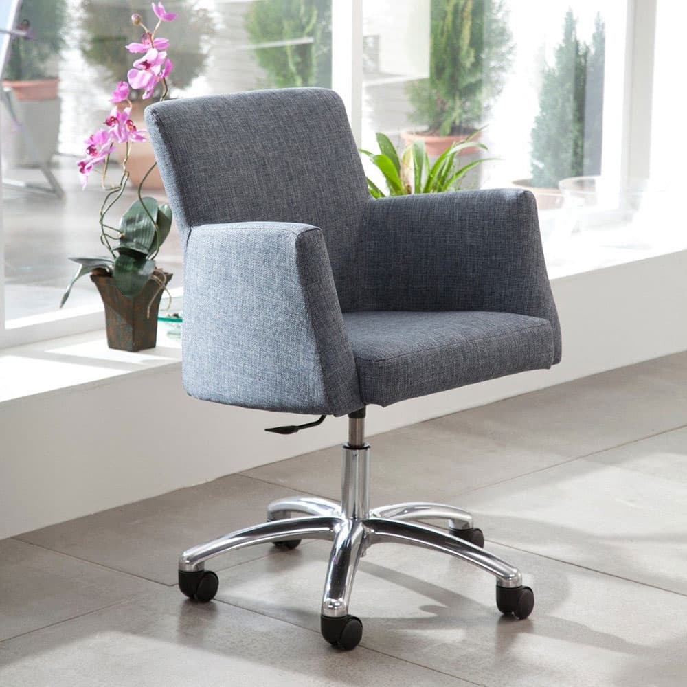 Elvis Swivel Chair by Fama