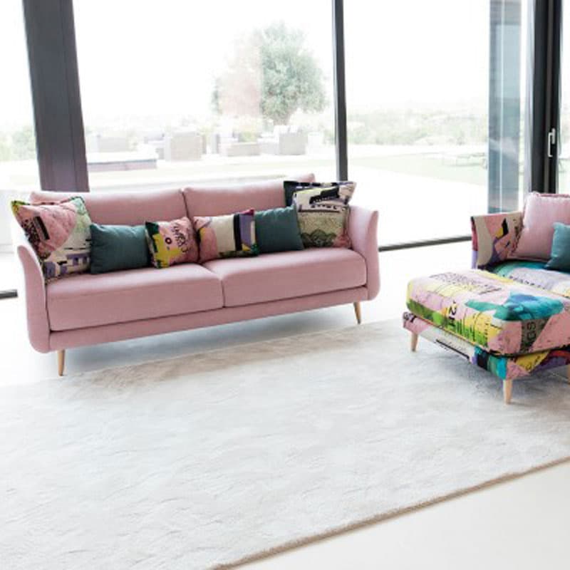 Helsinki Sofa by Fama