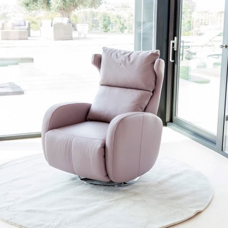 Kim Recliner by Fama