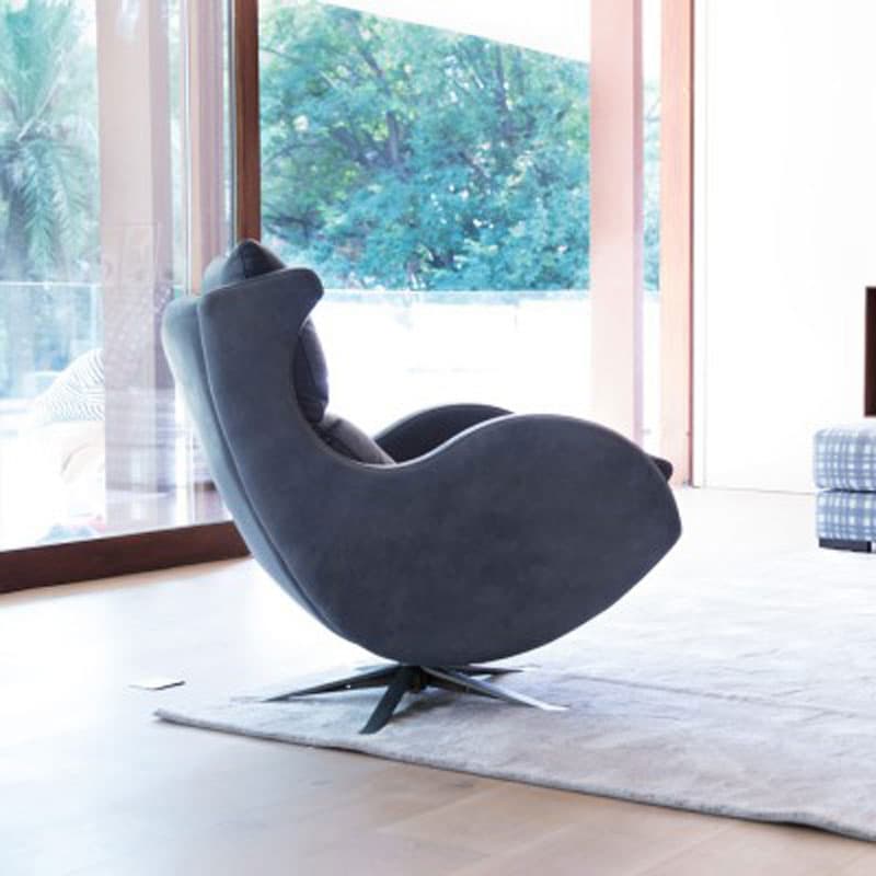 Lenny Armchair by Fama