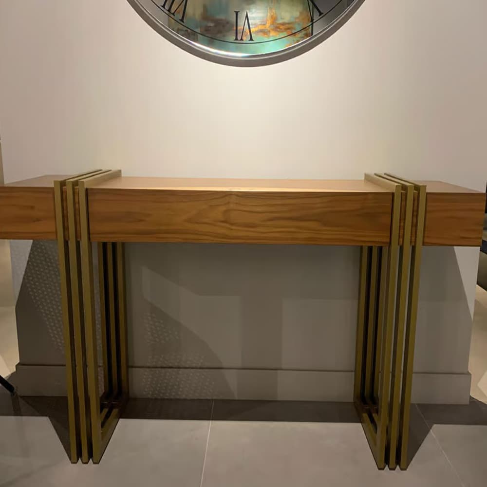 Evelyn Console by Laskasas