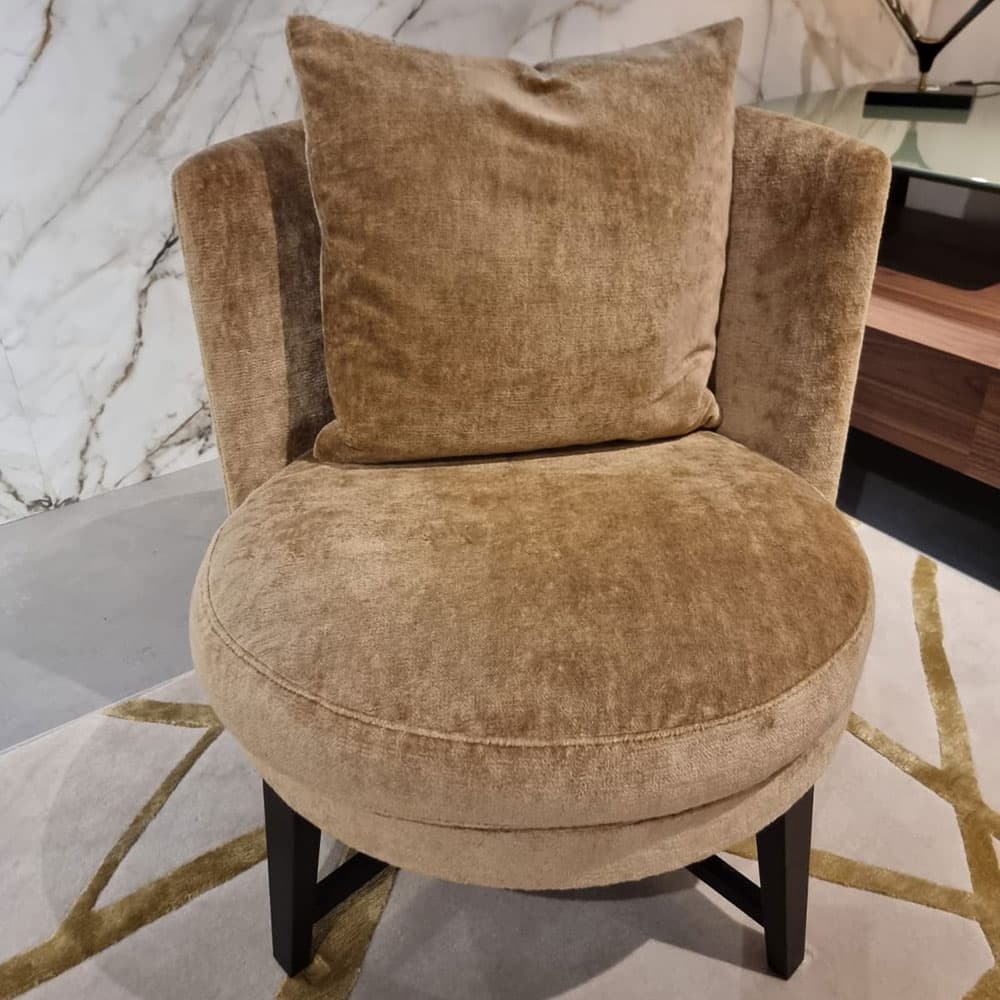 Feel Good Armchair by Flexform | FCI Clearance