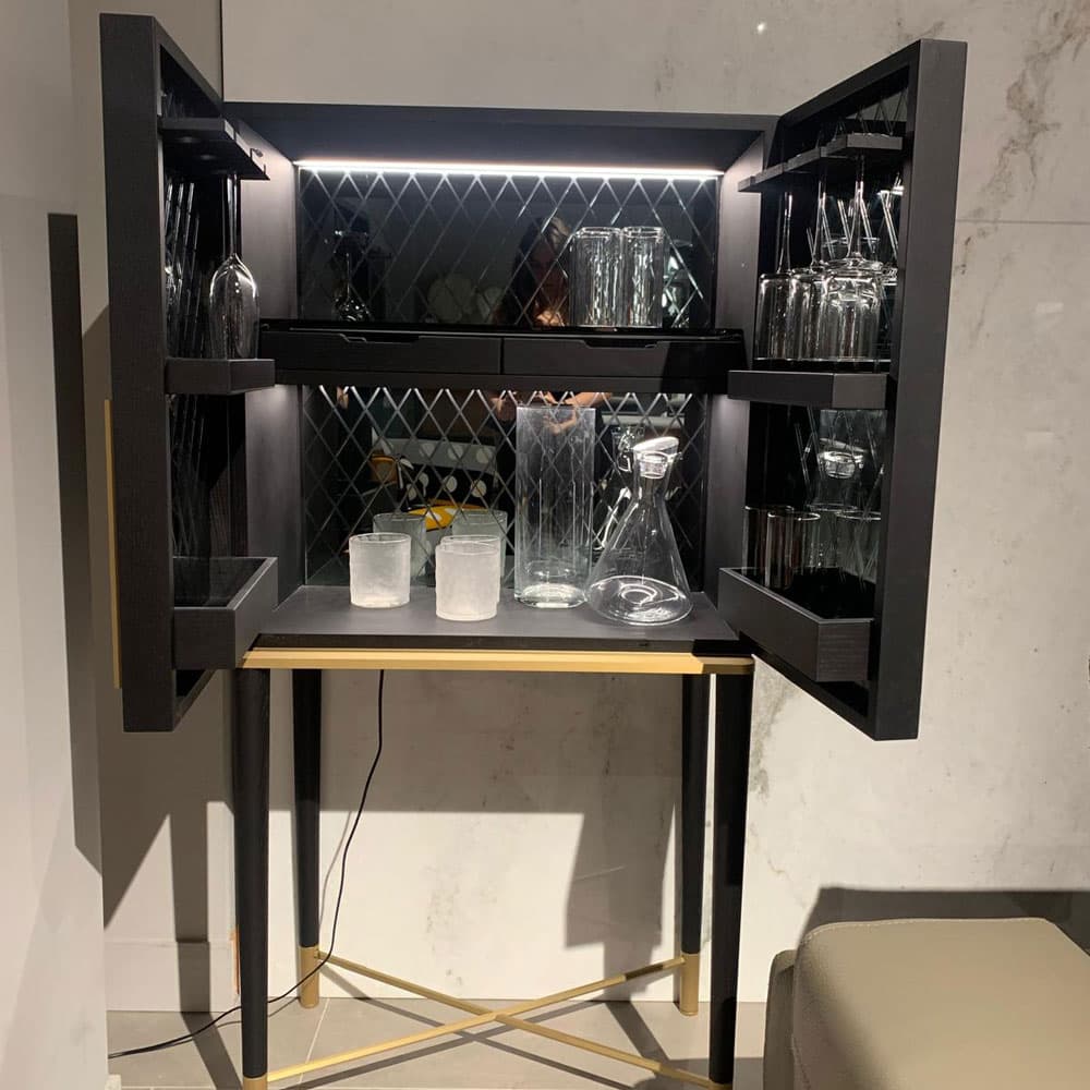 Tama Bar Unit by Gallotti and Radice | FCI Clearance