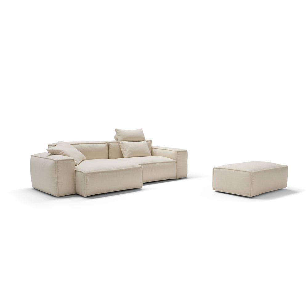 Amicci Sofa by Naustro Italia Fiera Collection