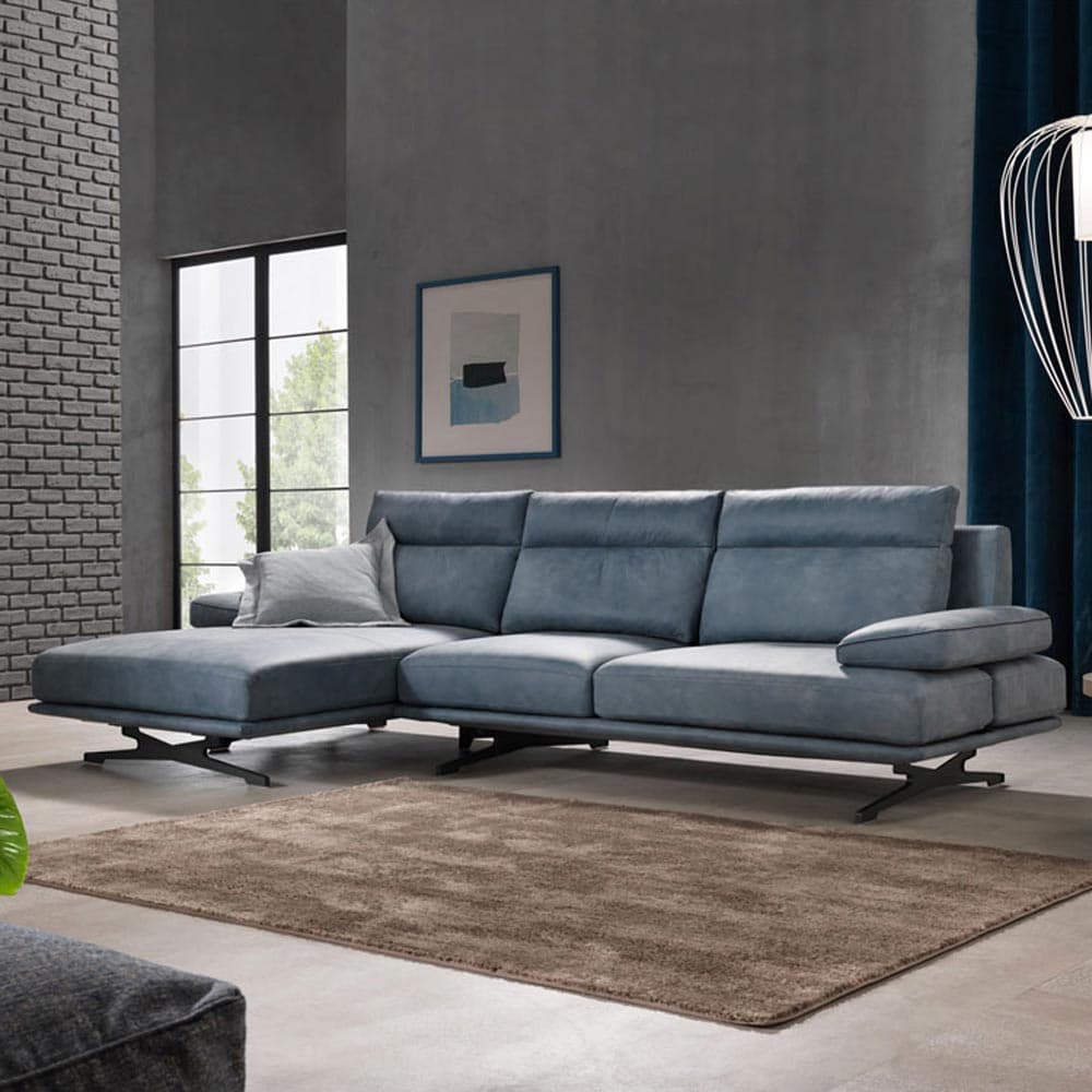 Capri Sofa by Naustro Italia Fiera Collection