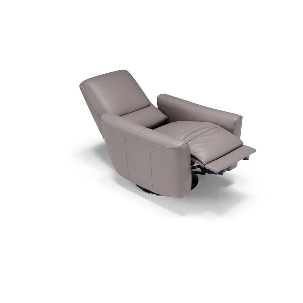 Club Armchair by Naustro Italia Fiera Collection