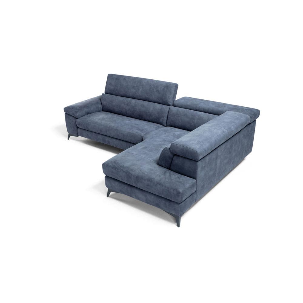 Liro Sofa by Naustro Italia Fiera Collection